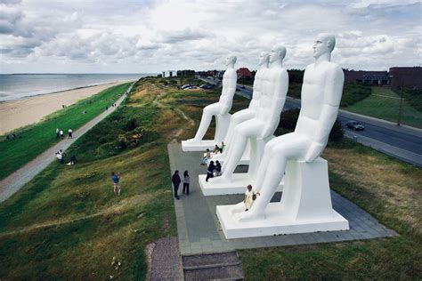 de 4 mænd i esbjerg|Mennesket Ved Havet/ De Fire Hvide Mænd 